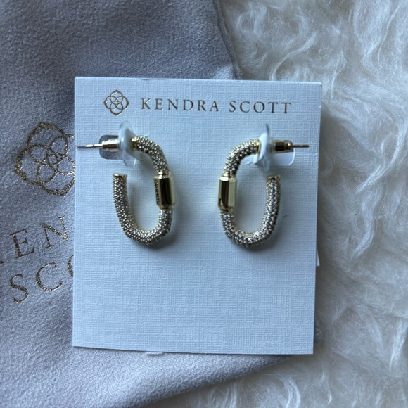 NWT Kendra Scoot Emery Gold Hoop Earrings in White Crystal - Picture 4 of 5